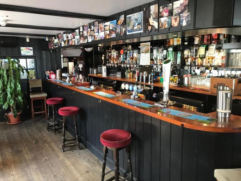 The Swordfish Inn Penzance Buitenkant foto